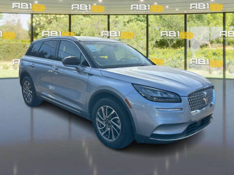 2022 Lincoln Corsair Standard