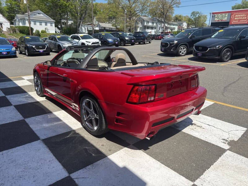 2000 Ford Mustang GT