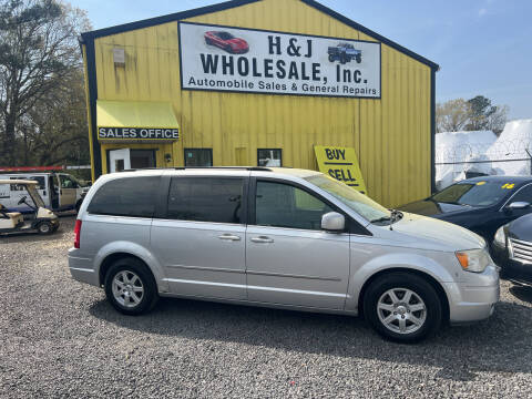 2010 Chrysler Town and Country for sale at H & J Wholesale Inc. in Charleston SC
