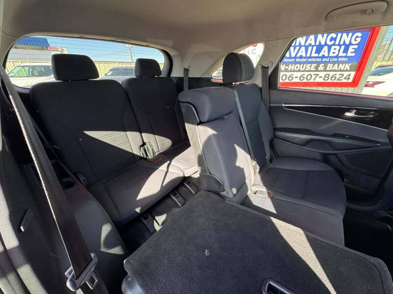 2016 Kia Sorento LX
