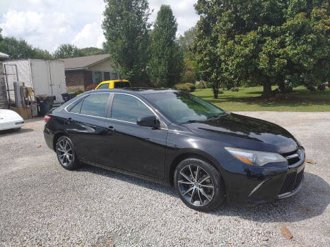 2015 Toyota Camry for sale at VAUGHN'S USED CARS in Guin AL