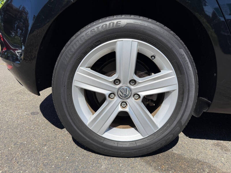2017 Volkswagen Golf TSI S