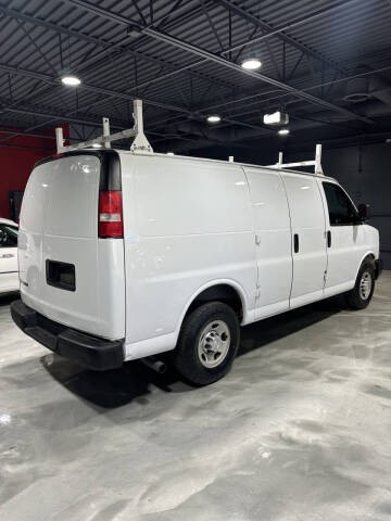 2016 Chevrolet Express 2500