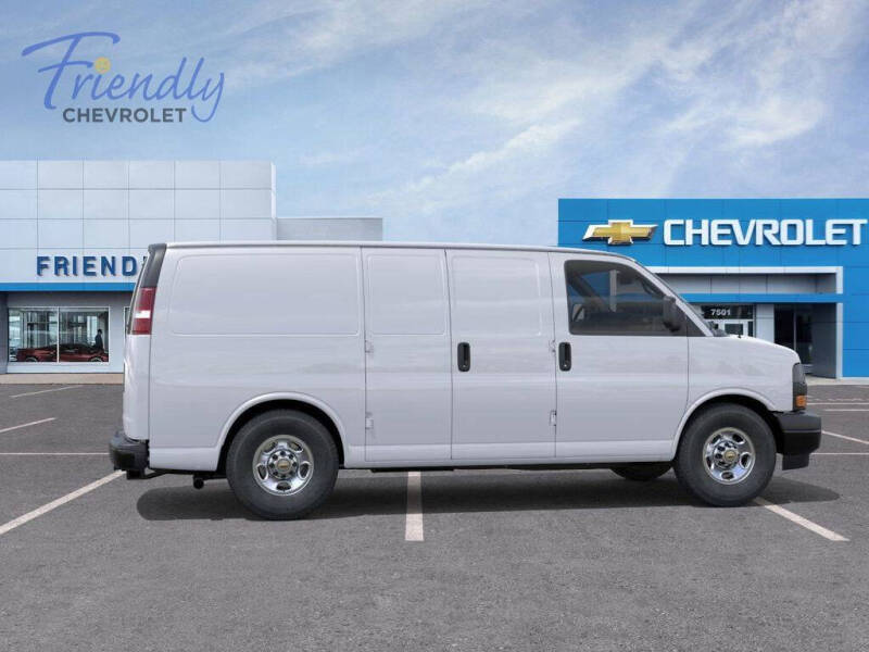2025 Chevrolet Express 3500