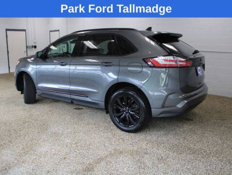 2022 Ford Edge SE