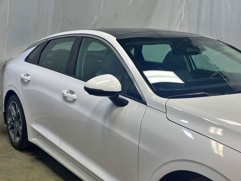 2022 Kia K5 EX
