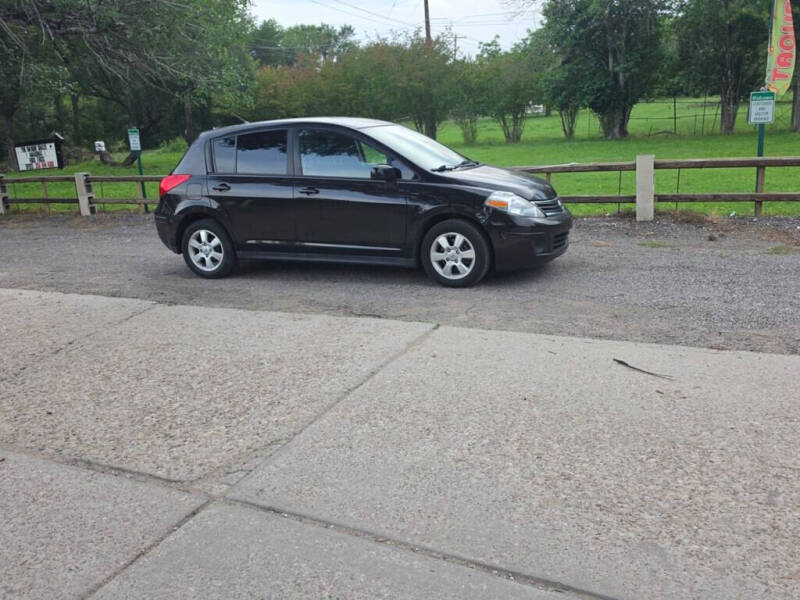 2012 Nissan Versa 1.8 SL