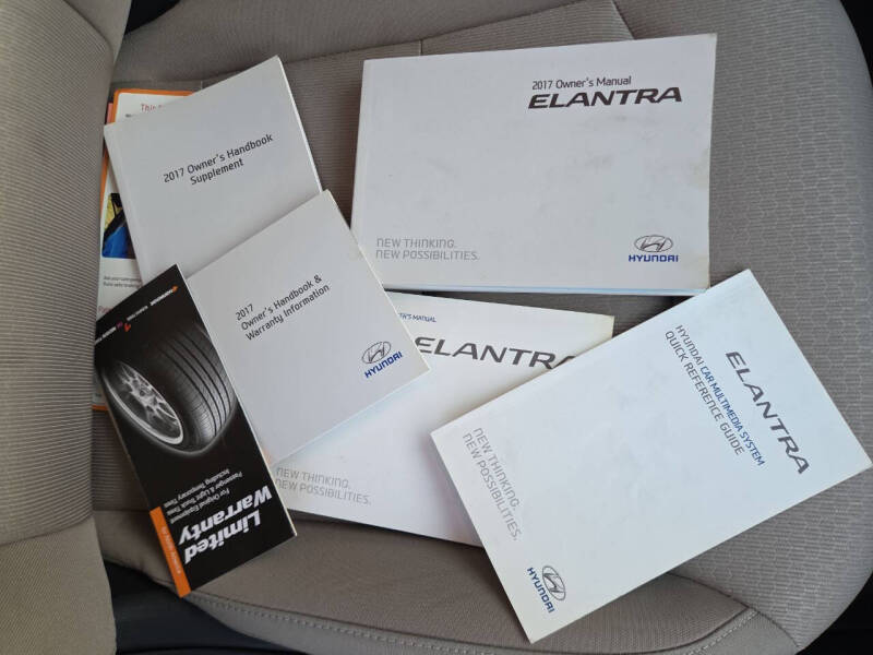 2017 Hyundai Elantra SE