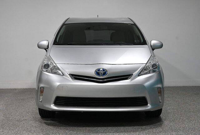 2013 Toyota Prius v Three