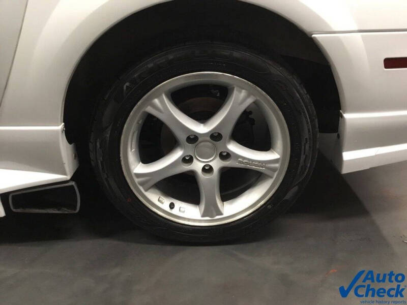 2002 Ford Mustang GT Deluxe