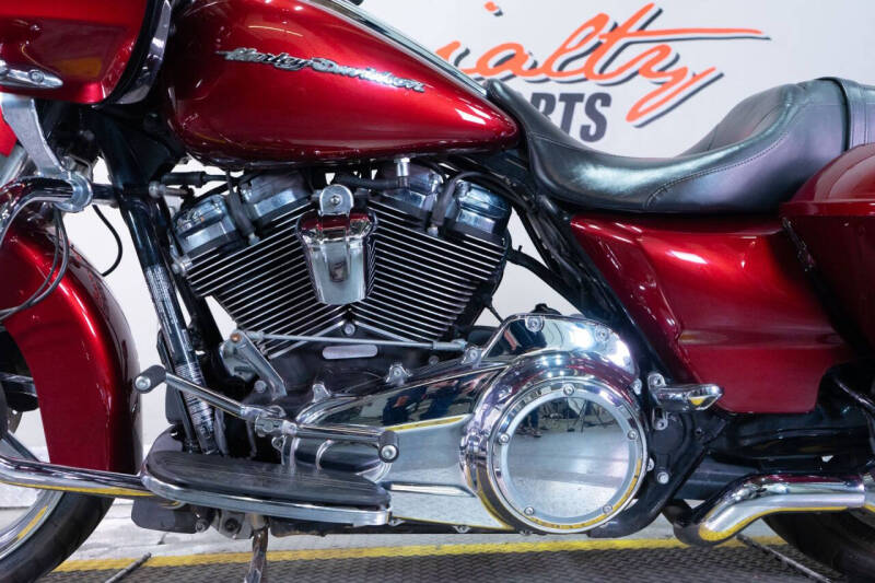2017 Harley-Davidson Road Glide Special
