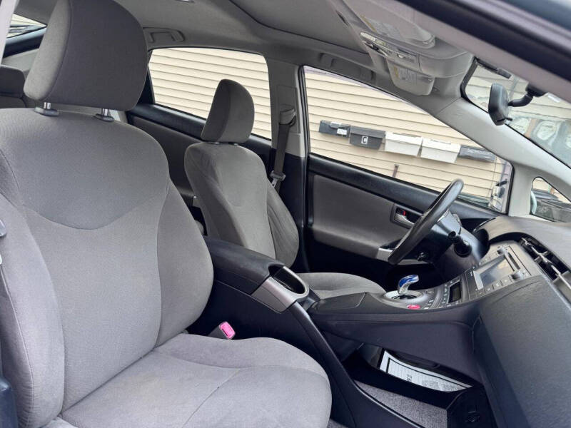 2013 Toyota Prius Three