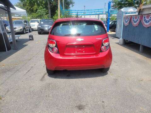 2012 Chevrolet Sonic LS