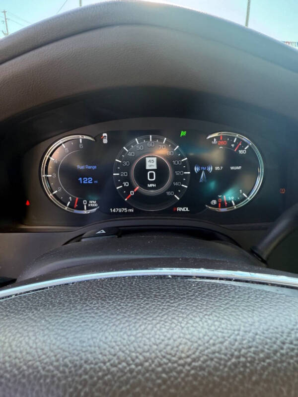 2017 Cadillac Escalade Luxury