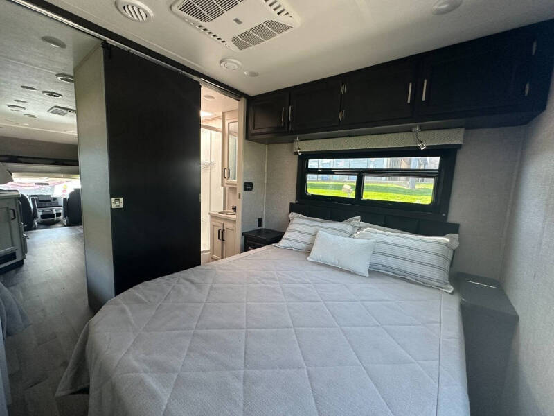 2023 Jayco Redhawk