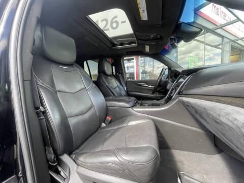 2018 Cadillac Escalade Platinum