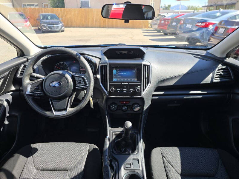 2019 Subaru Impreza 2.0i