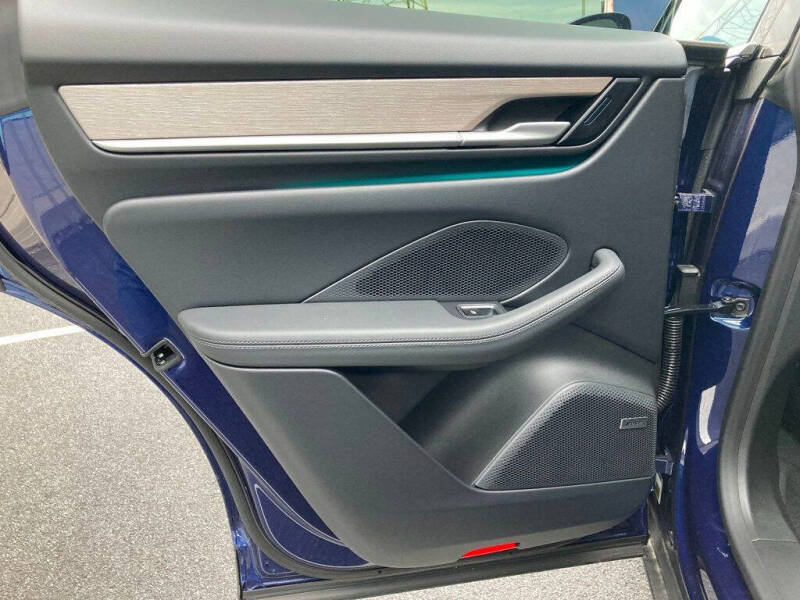 2024 Porsche Macan 4 Electric