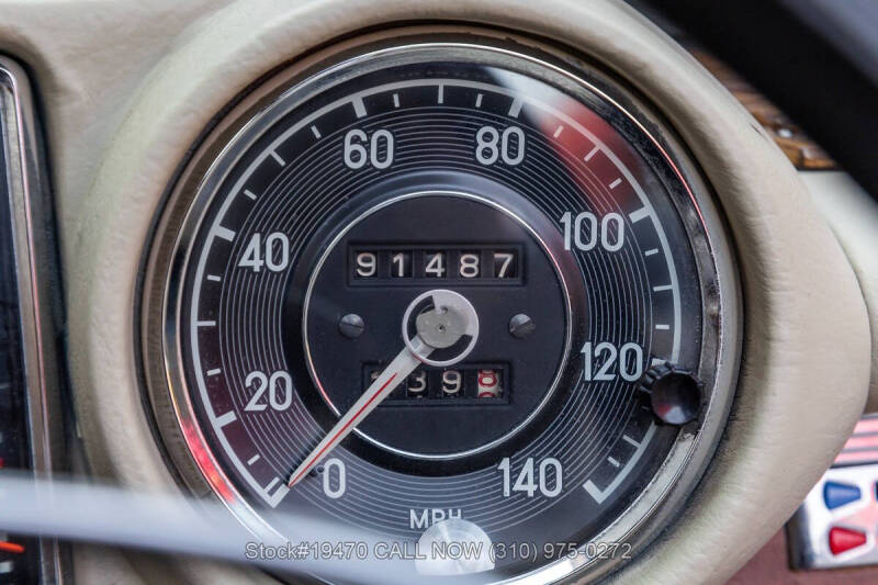 1969 Mercedes-Benz 280-Class