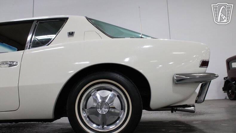 1964 Studebaker Avanti