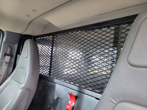 2017 GMC Savana LS 3500