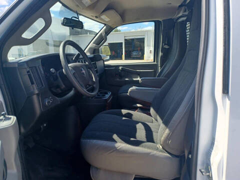 2024 GMC Savana 2500