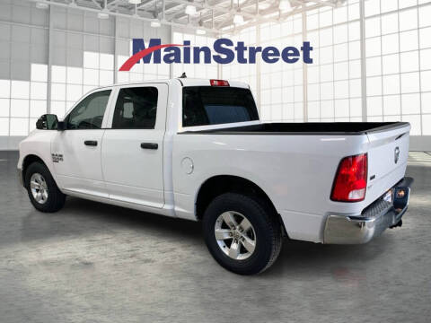 2023 RAM 1500 Classic SLT