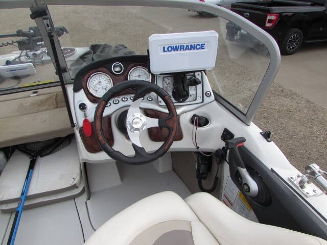 2009 Tracker 290 SPORT