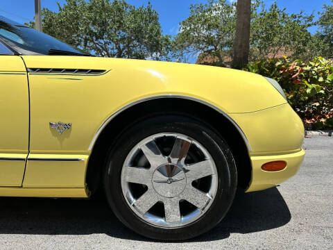 2002 Ford Thunderbird Deluxe