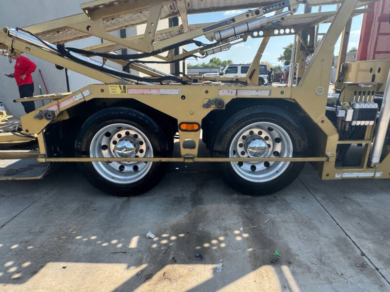 2016 Peterbilt 389