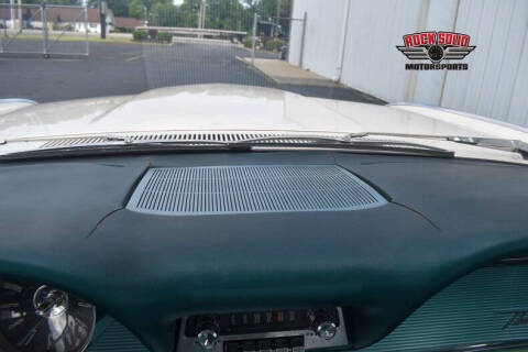 1962 Ford Thunderbird