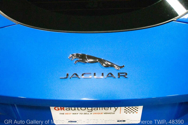 2020 Jaguar F-TYPE R