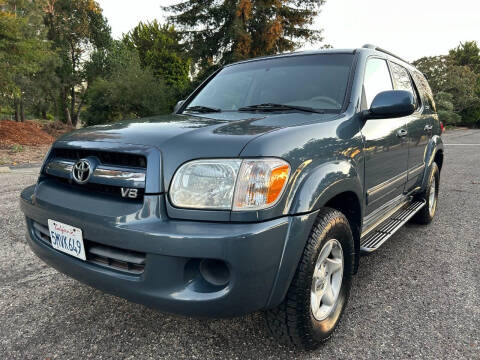 2005 Toyota Sequoia SR5
