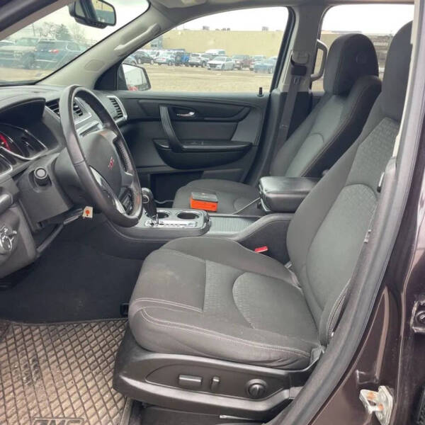 2015 GMC Acadia SLE-2