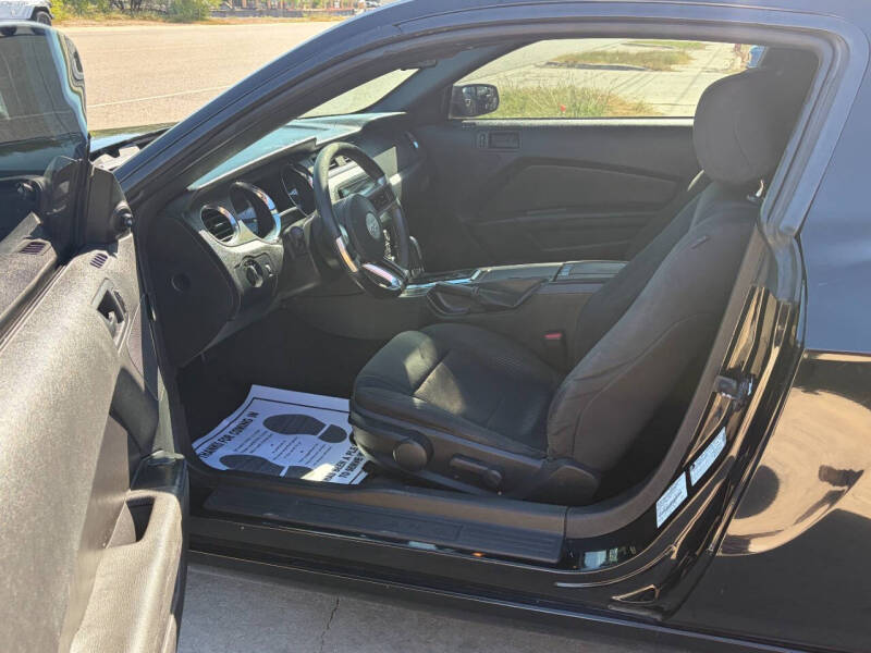 2014 Ford Mustang V6