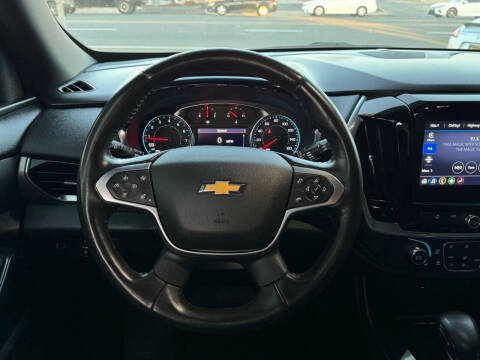 2022 Chevrolet Traverse LT Leather