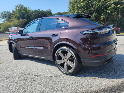 2023 Porsche Cayenne Coupe Platinum Edition