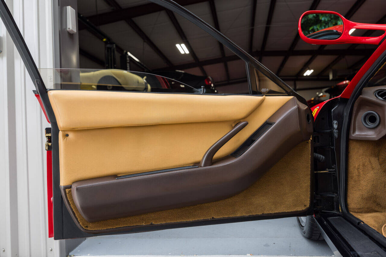 1985 Ferrari Testarossa 24