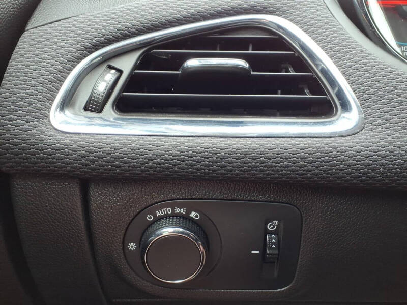 2017 Chevrolet Cruze LT Auto