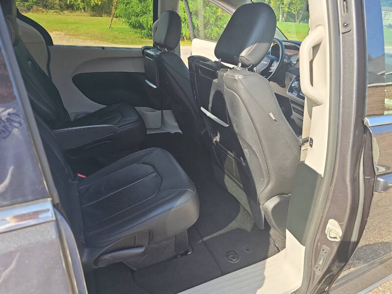 2018 Chrysler Pacifica Touring L Plus