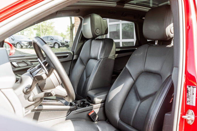 2023 Porsche Macan