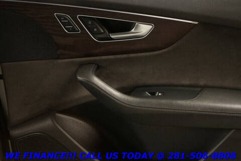 2020 Audi Q8 quattro Prestige 55 TFSI