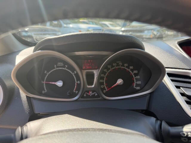 2013 Ford Fiesta SE