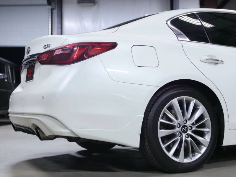 2021 Infiniti Q50 Luxe