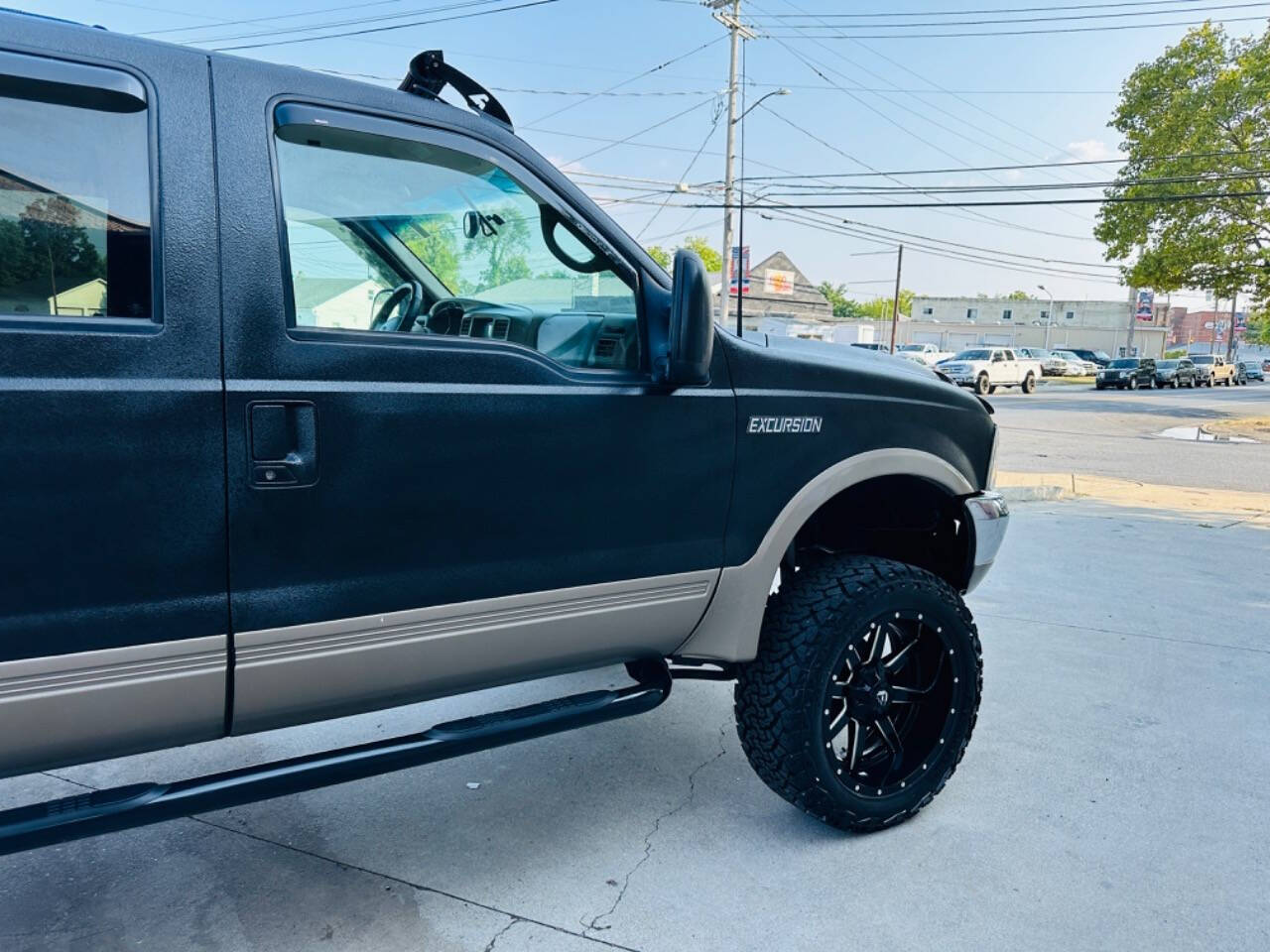 2000 Ford Excursion for sale at American Dream Motors in Winchester, VA