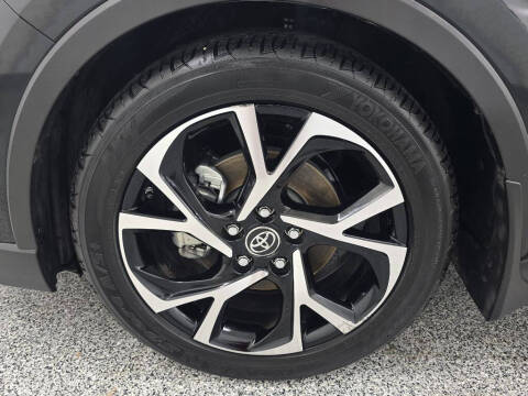 2019 Toyota C-HR LE