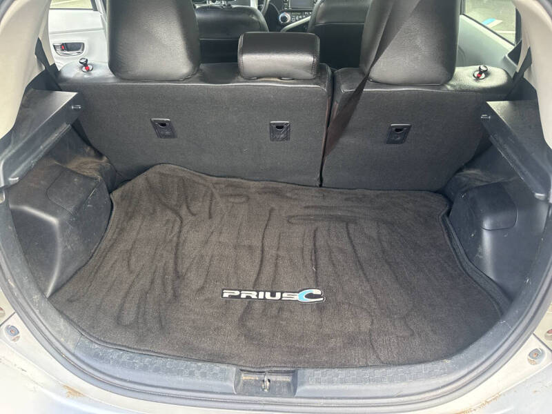 2012 Toyota Prius c Three