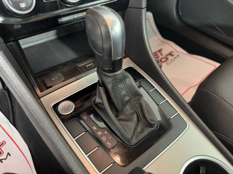 2022 Volkswagen Passat SE