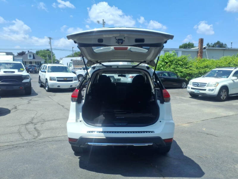 2017 Nissan Rogue