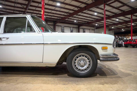 1972 Mercedes-Benz 280-Class